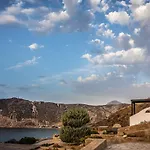 Psaravolada Milos Hotel Agia Kiriaki Beach (Milos)