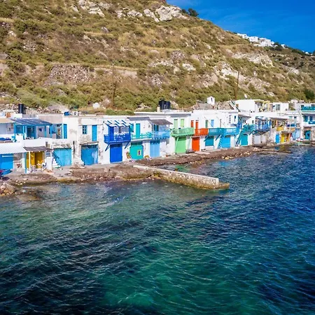 Psaravolada Milos Agia Kiriaki Beach (Milos)