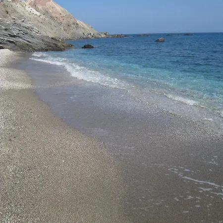 Hotel Psaravolada Milos