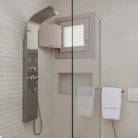 Psaravolada Milos Hotel Agia Kiriaki Beach (Milos)