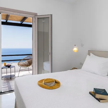 Psaravolada Milos Agia Kiriaki Beach (Milos)