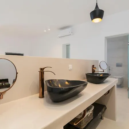 Psaravolada Milos Hotel Agia Kiriaki Beach (Milos)