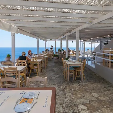 Hotel Psaravolada Milos 3*