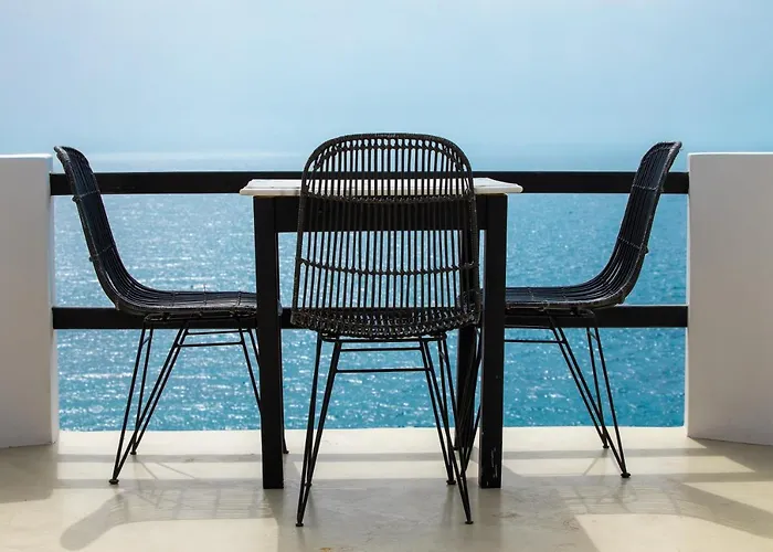 Psaravolada Milos Hotel