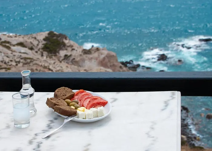 Psaravolada Milos Hotel Agia Kiriaki Beach (Milos)