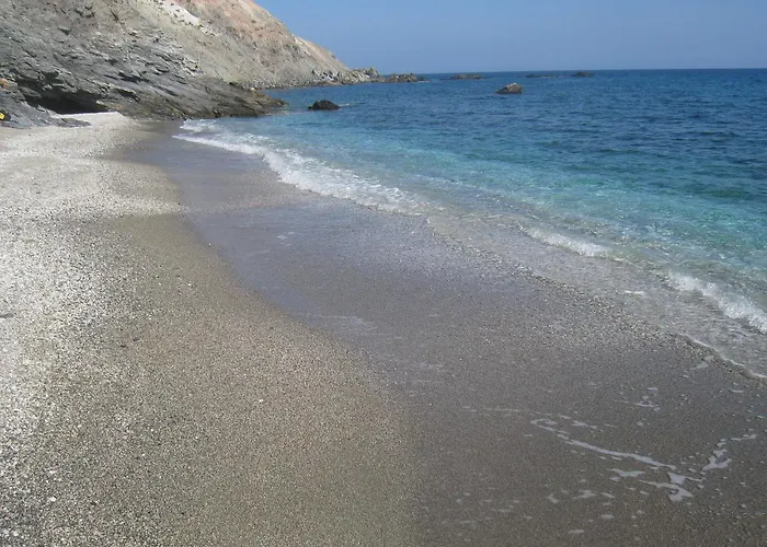 Hotel Psaravolada Milos