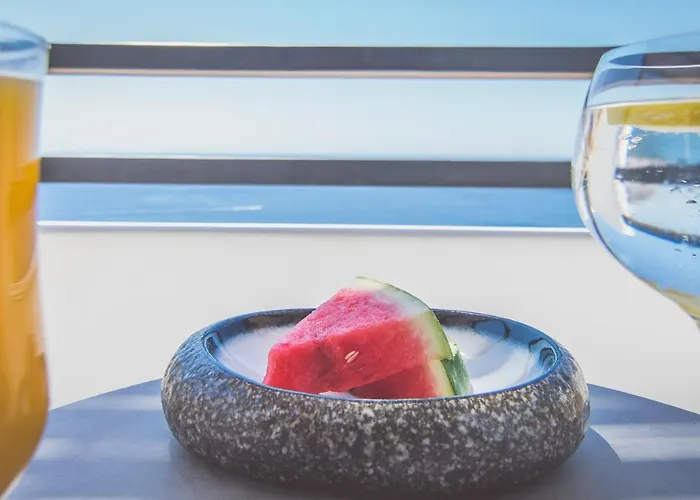 Psaravolada Milos Hotel Agia Kiriaki Beach (Milos)