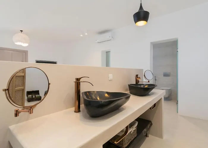 Psaravolada Milos Hotel Agia Kiriaki Beach (Milos)