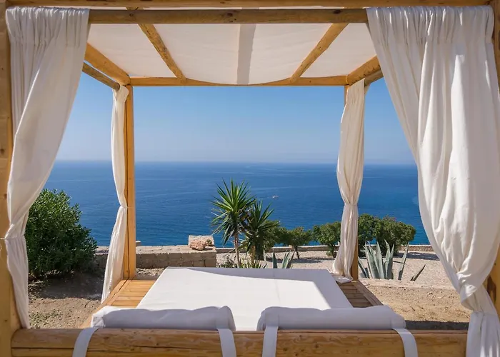 Hotel Psaravolada Milos