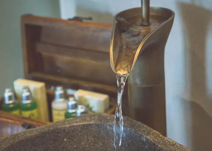 Psaravolada Milos 3* Agia Kiriaki Beach (Milos)